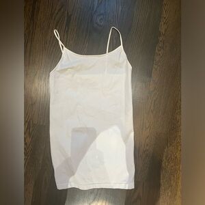 Ingrid & Isabel Stretchy Camisole — size 3/4 — stretchy maternity camisole